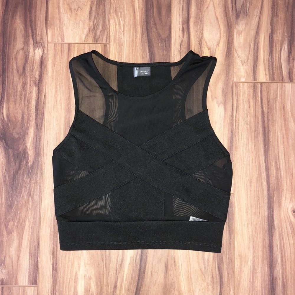 Crop top